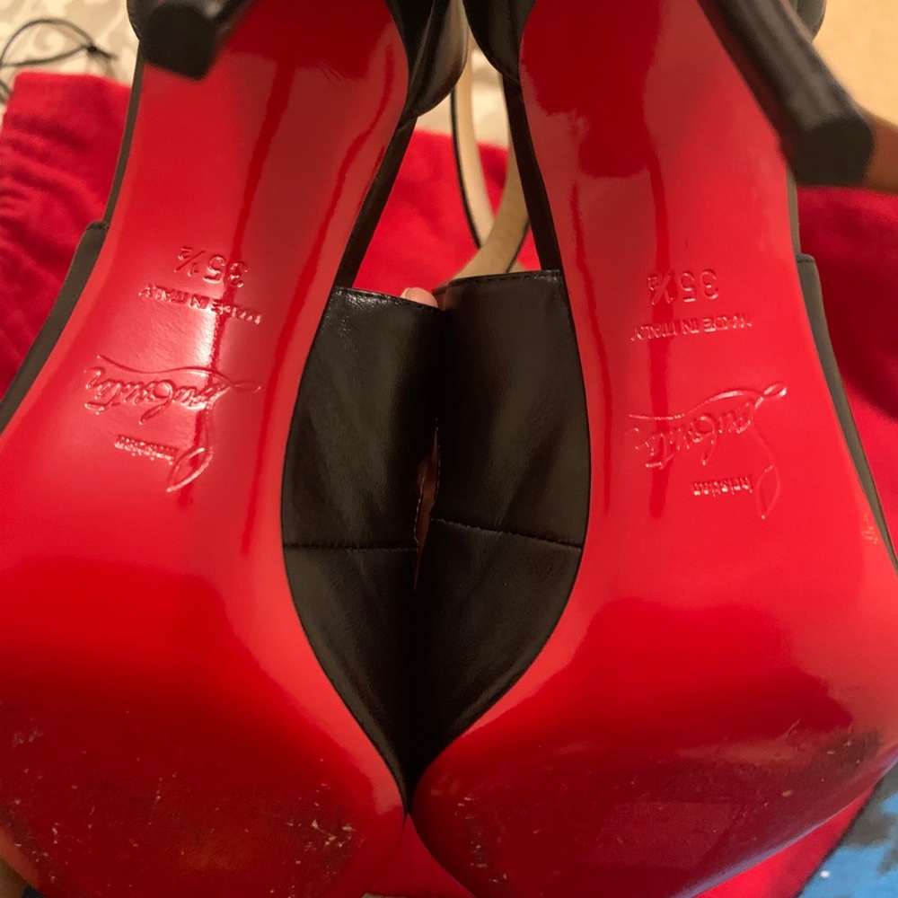 LOUBOUTINS 5 1/2 FOR SALE !!! - Picture 4 of 9
